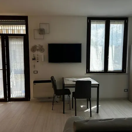 Timetofreedom Privatstrand Mit Pool * Sirmione